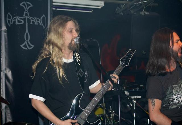 Thanks to Eva + Pascal for the pics!