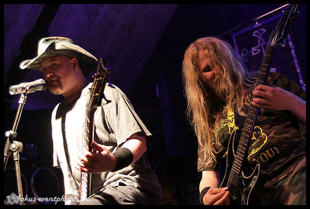 Thanks to JuLe for the pics!