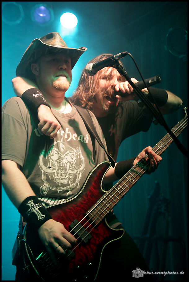 Thanks to JuLe for the pics!