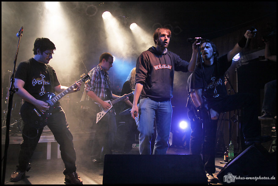 Thanks to JuLe for the pics!