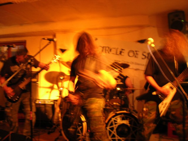 Thanks to Chrisi for the pics!